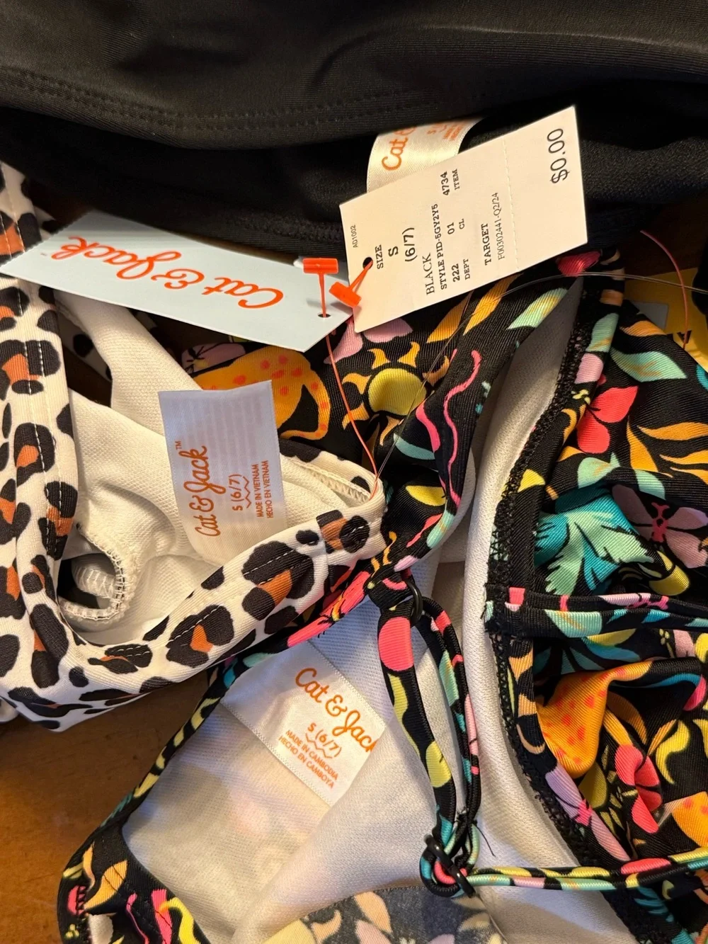 2 cat & jack szS6/7 one piece cheetah floral &2 piece leopard print bathing suit